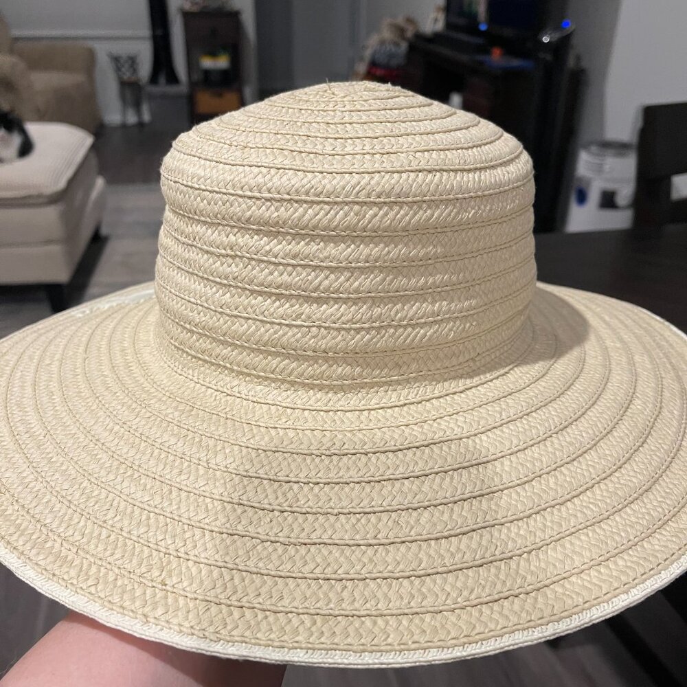 A.N.A A New Approach Floppy Beach Hat - Picture 4 of 6